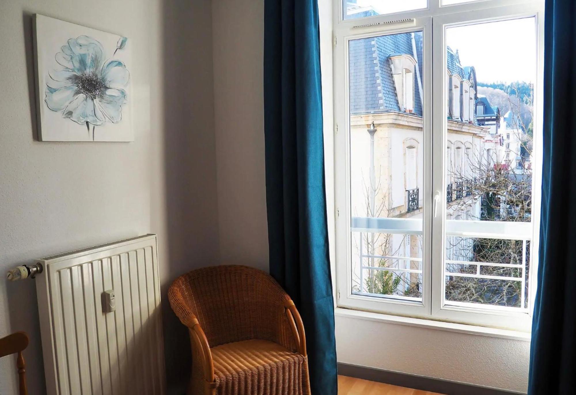 Appt Lumineux, Thermes Et Montagne Ла Бурбул Екстериор снимка
